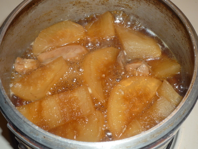 Chicken and daikon-simmer