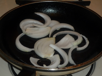Oyakodon-onions