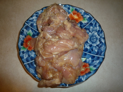 Karaage-onto a plate before frying
